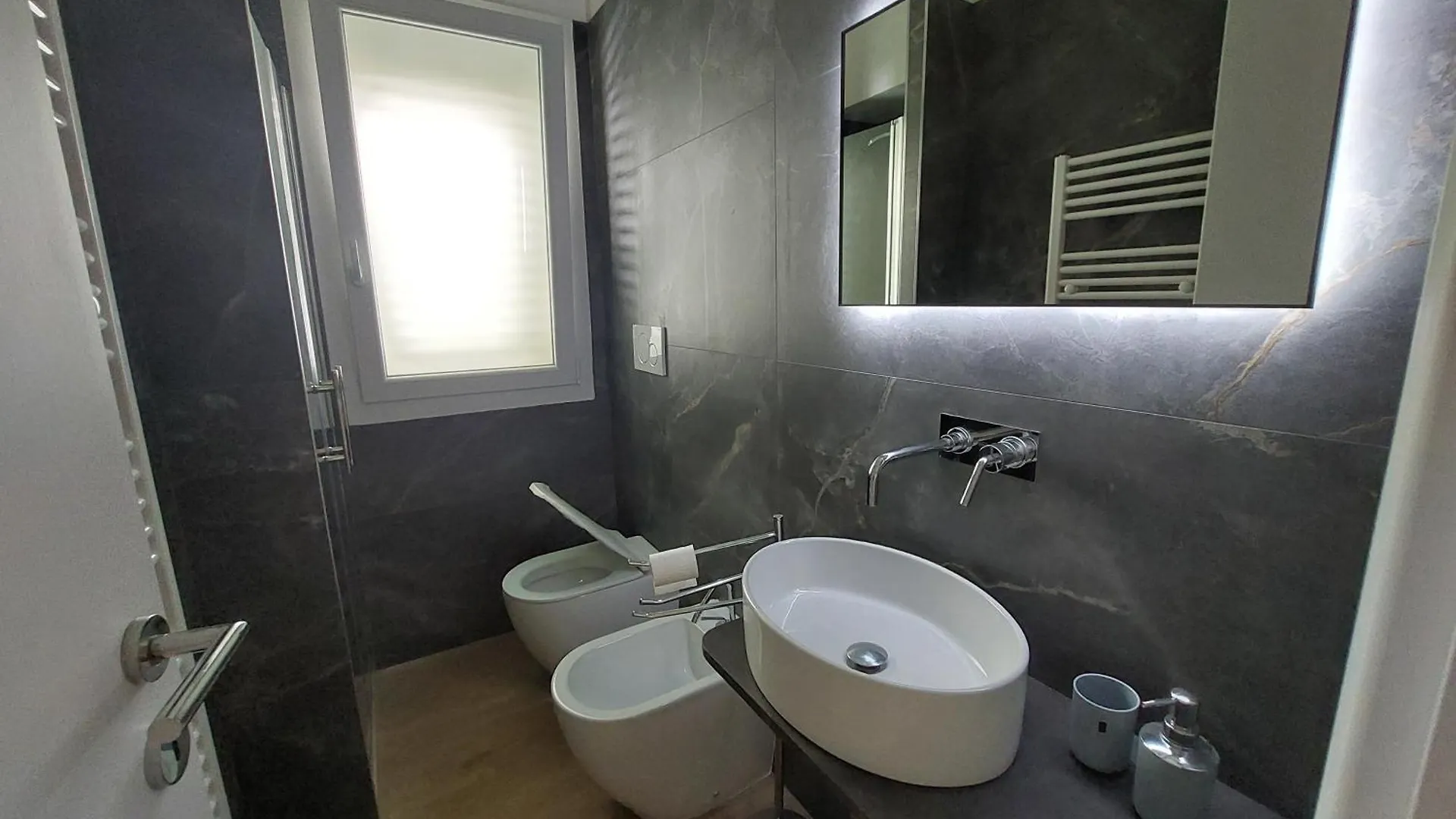 Leopardi Apartment Milano Marittima Italy