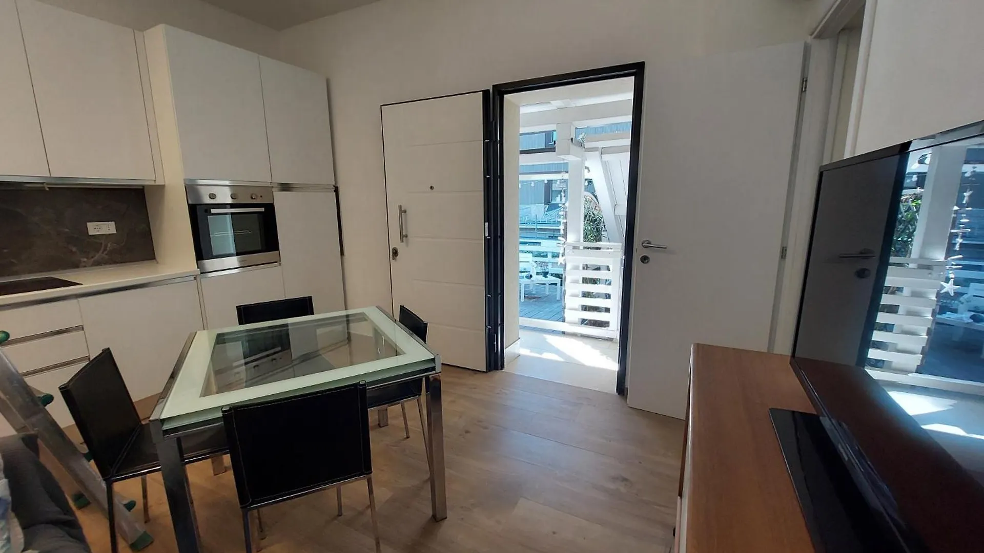 Leopardi Apartment Milano Marittima 0*,  Italy